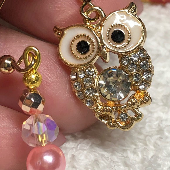 🦉Cute mismatched OWL earrings in gold accents, pretty/fun - Picture 3 of 7